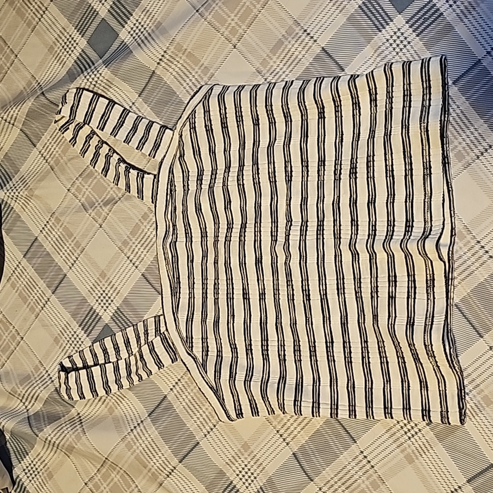 3/$10 NWOT American Eagle Crop Tank